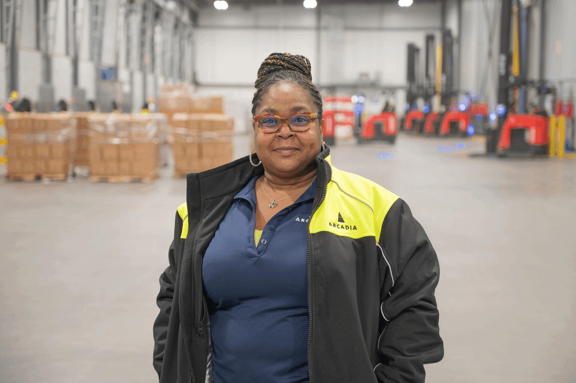 http://Animated%20GIF%20featuring%20headshots%20of%20team%20members%20from%20Arcadia%20Cold’s%20network,%20highlighting%20a%20diverse%20and%20skilled%20workforce.
